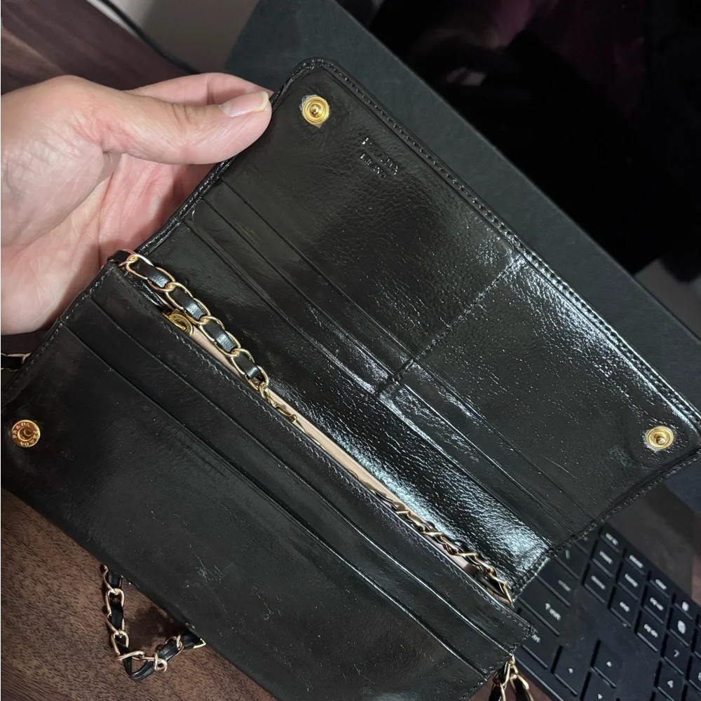 Prada Black Leather Wallet with Gold Hardwares - Picture 4 of 16